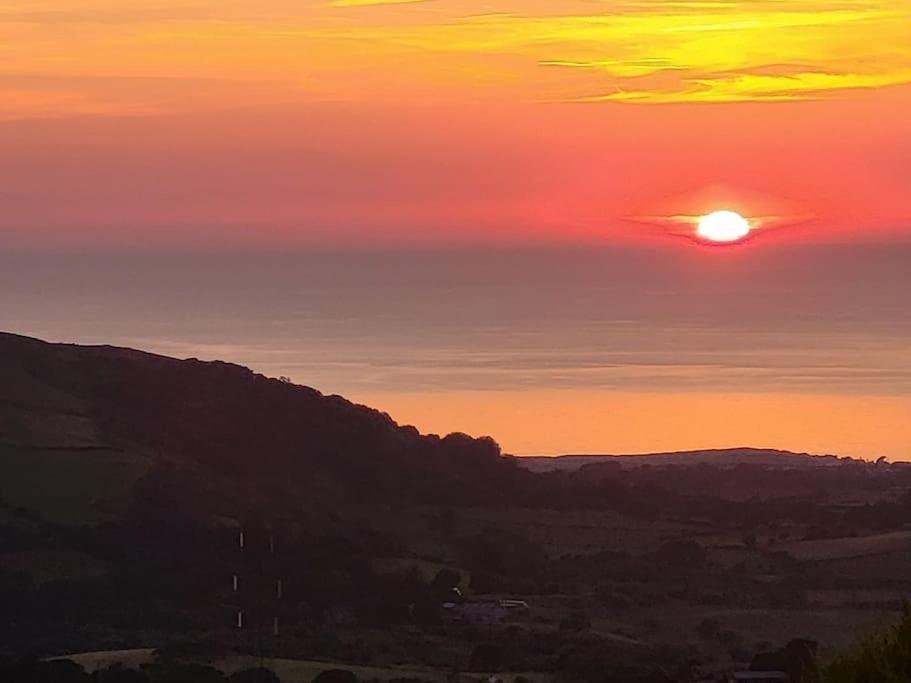 Amazing Coastal & Sunset Views In Eryri Villa Llanllyfni Eksteriør bilde
